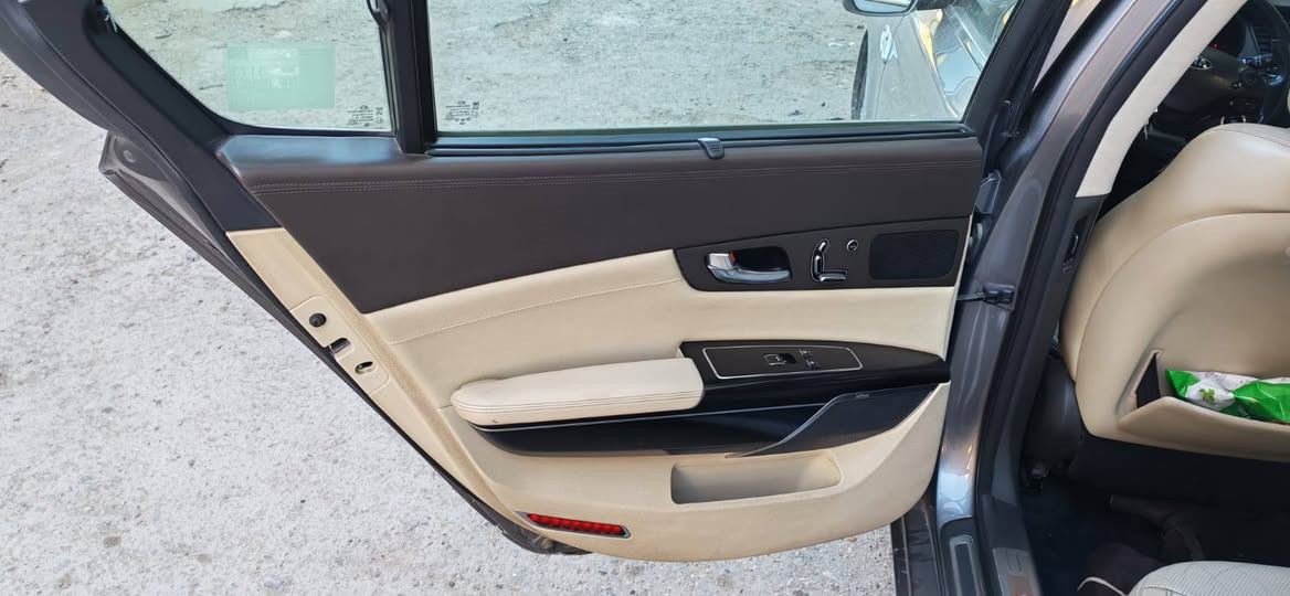 كيا كورس خليجي 2013فئه اولئ كامل مواصفات vib
ماشيه  138 الف ك/م
صبغ دعاميه اماميه 
رقم بغداد مشروع وطني سياره في بغداد 
سعر 165  ورقه 
رقم صاحب سياره 
***********
