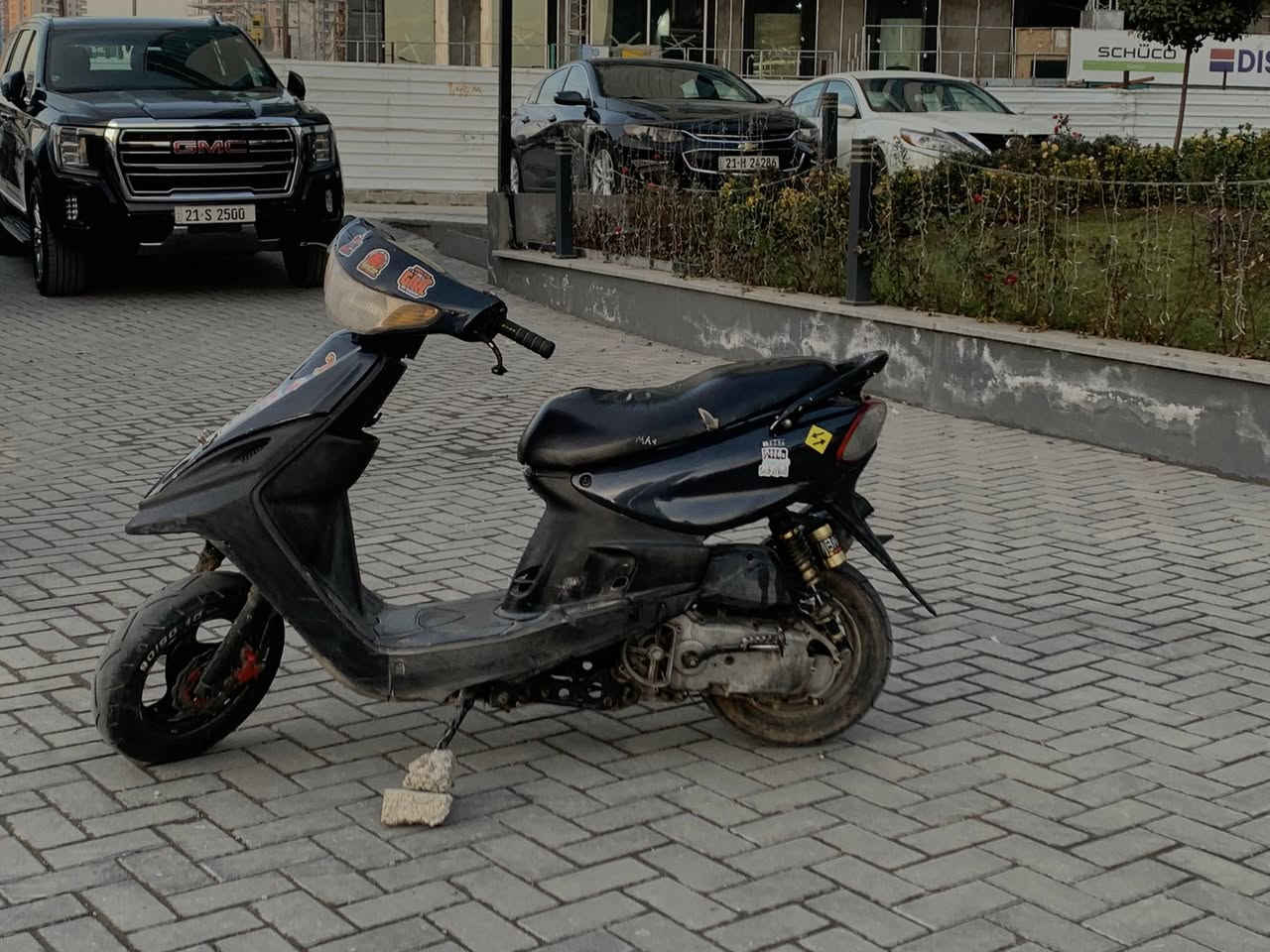 اسلام عليكم
دراجة ماكس قجمة للبيع
دراجة نضيفه من كل النواحي كفرات ومحرك 
ونكره سلف وهندر وصالنصه رياضي
سعرها مناسب 350 وبيها مجال للشراي
واتساب:***********
رقم مبايل***********
