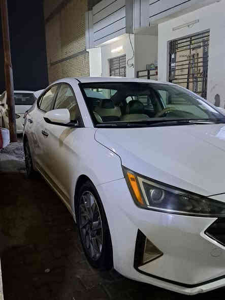 للبيع سيارة النترا موديل  ٢٠١٩
وارد امريكي 
 محرك ٢٠٠٠ دوش 
كير At 
٣ انظمة سياقة
تبريد فول 
سياقة ذاتية
٤ ويل كب
كامرة خلفية دوارة 
السيارة بأسمي استخدام شخصي
رقم بغداد 
السعر ١٣٨ وبيها مجال بسيط 
صور الحادث في امريكا  موجودة في المنشور 
للاتصال على رقم ***********
