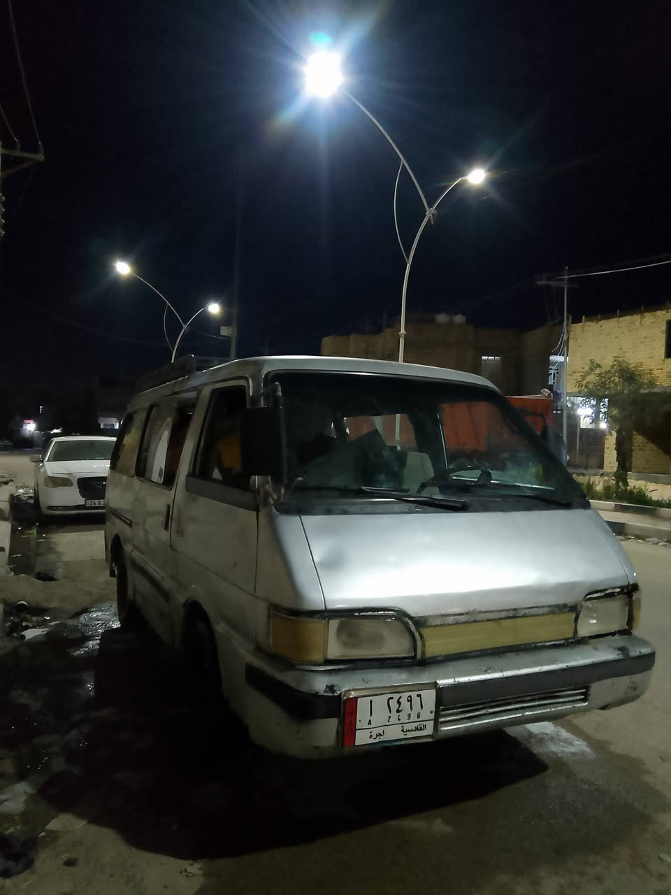 سلام عليكم  سياره بسته سياره جاهزه تخم تاير مكينه جديده كير كارتون سعر 25 بيه مجال رقم ***********
