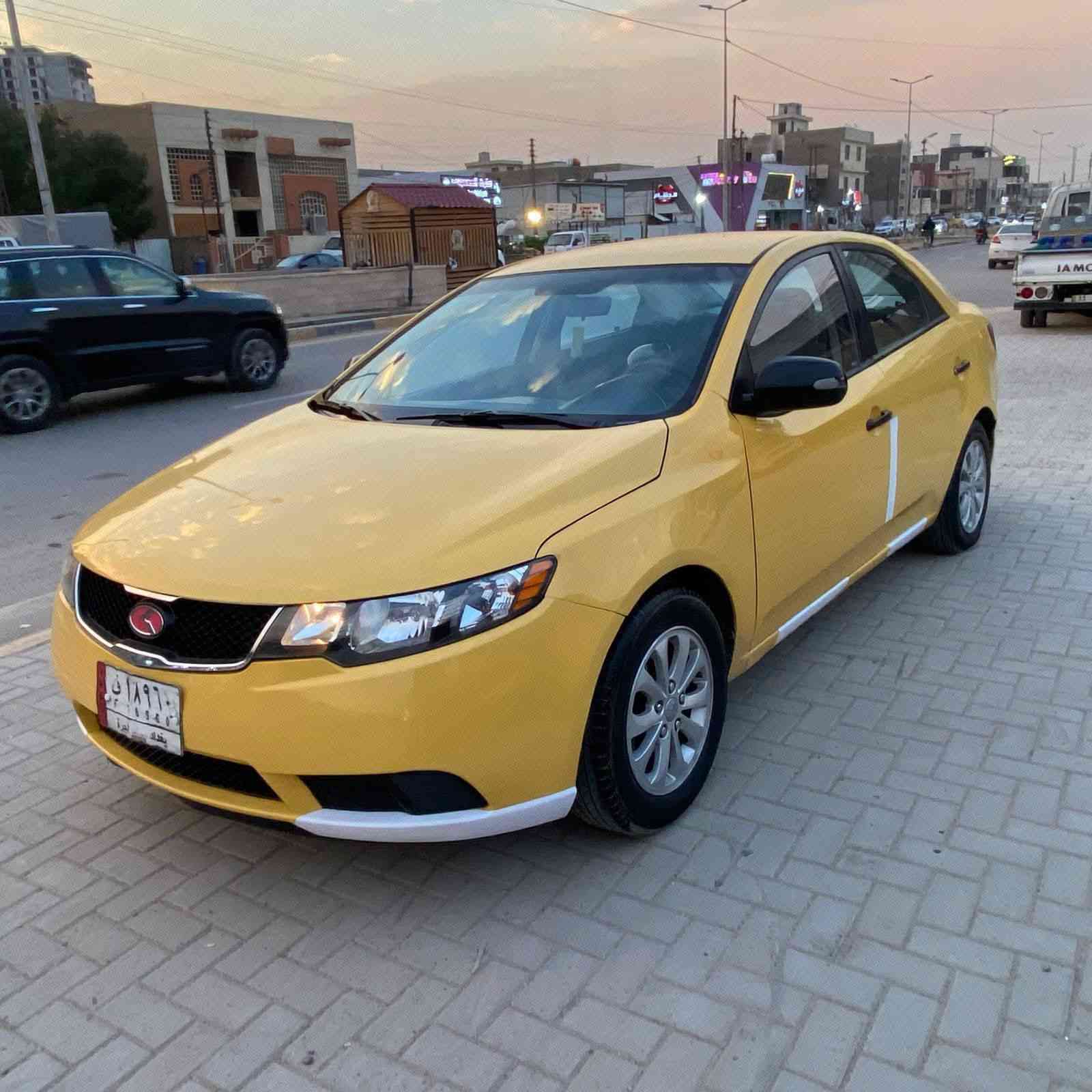 للبيع فقط
گيا فورتي 2012

كفاله عامه 
السعر 65 ورقه
للاستفسار الاتصال ***********
