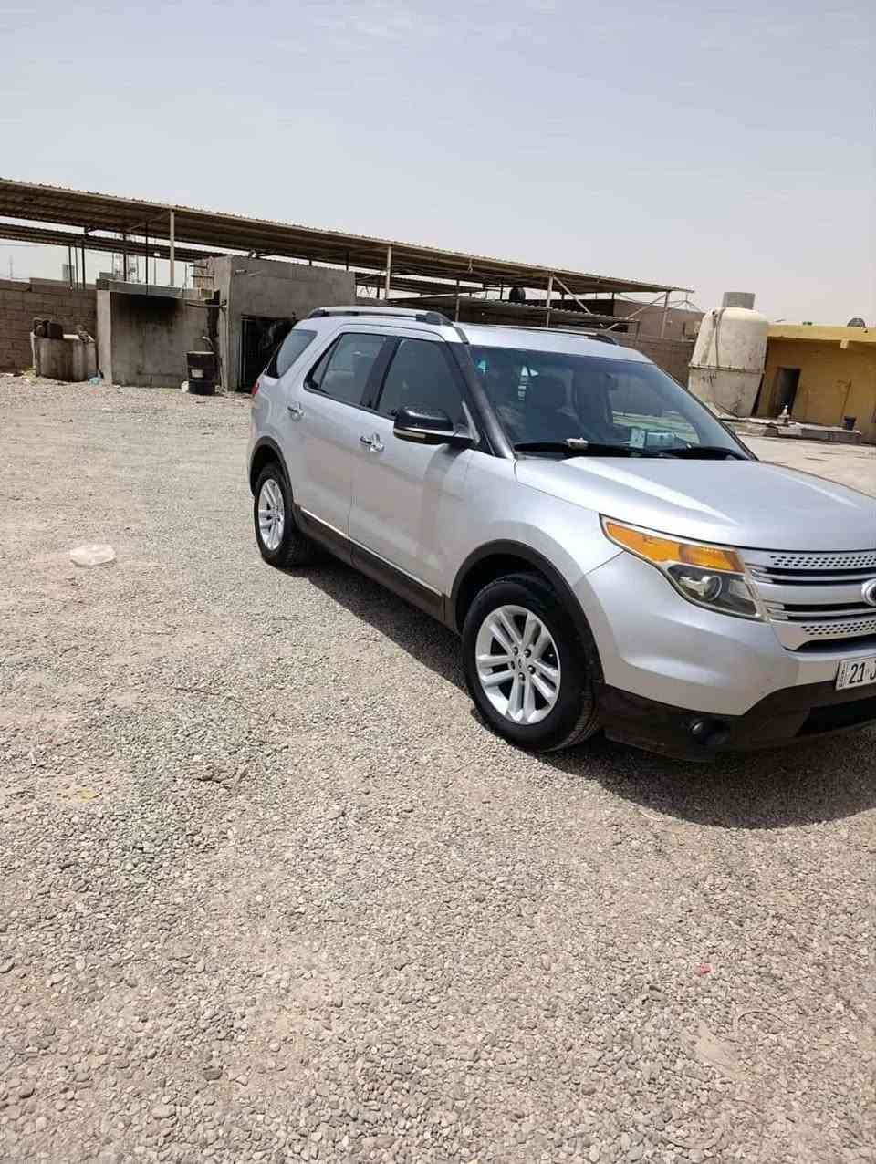 فورد اكسبلور خليجي 13 شركه نيفا كلين تايتل بدون قطرة صبغ فول مواصفات باستثناء الجلد  والبصمه فتحتين سقف بانوراما كشن كهربائي فور ويل سبعه راكب تبريد ثلاث قطع اشاير بالمري نقطه عمياء شاشه كبيره كاميرا بلاد اوتو بارك 8 سماعات وضعيات قياده كود قفل بالباب صدر امامي وخلفي جديد تخم تايرات جديد سنويه لل29 هزه جديده بأسمنا تحويل ثاني يوم كير كفاله والمحرك بي صوت اعتبره گايم سعرها 160 وينزل منه سعر المحرك للاستفسار الاتصال على الرقم التالي ***********
