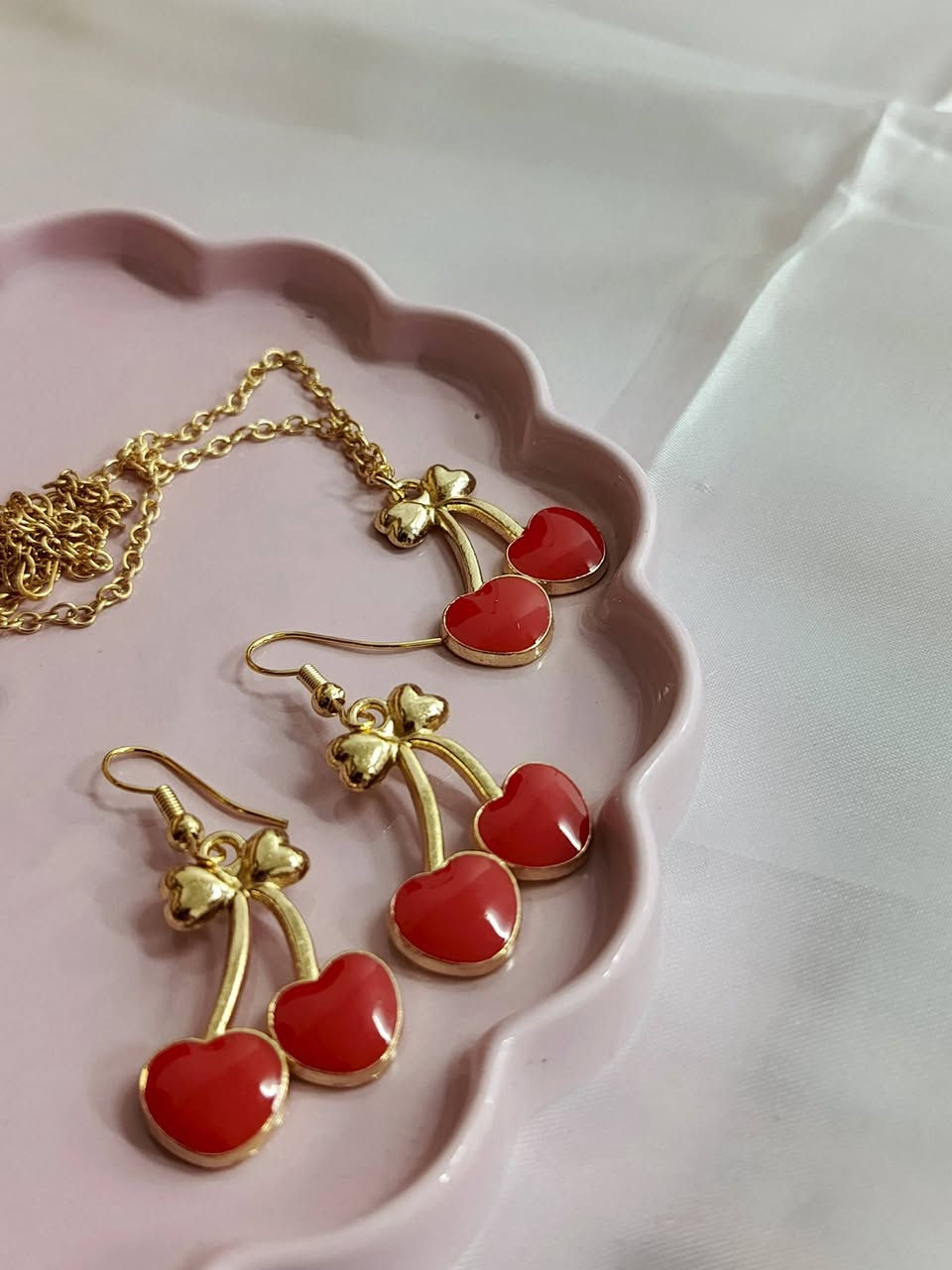 ذهب برازيلي طلاء ثابت القطعه الف
متوفر توصيل داخل حي العامل


**إذا كنت صاحب هذا الإعلان وتريد حذفه لأي سبب، رجاءا أرسل رسالة إلى الدعم الفني**