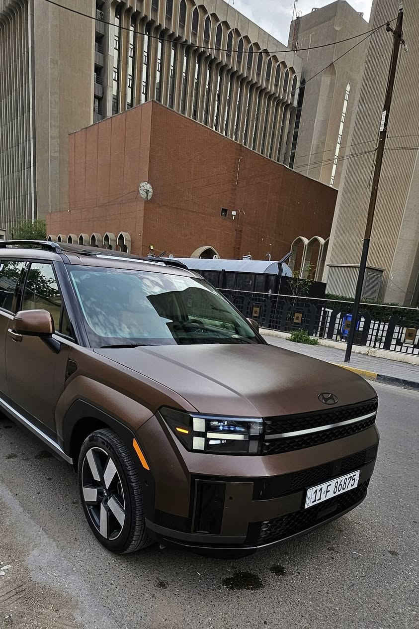 سلام عليكم هونداي سنتافي 2024 ليمتد الشكل الجديد 
وارد أمريكي
‏🟤 اللون: قهوائي  مات طافي 
‏عداد 5000ميل 
‏✨ مواصفات الفئة الفول:

‏✅ محرك 2.5L Turbo
‏✅ كير  8 سرعات 
‏✅ شاشة بانوراما مزدوجة كبيرة 
‏✅ شاحن لاسلكي سريع
‏✅نظام مراقبة انتباه السائق (DMA)
‏✅ كاميرات 360 درجة 
‏✅ 12 سماعة Bose
‏✅ أوتو بارك (ركن ذاتي)
🤎برادات خلفيه 
‏✅ مثبت سرعة ذكي مع رادار
‏✅ نظام المحافظة على المسار
‏✅ تحذير النقطة العمياء
‏✅ تحذير التصادم الأمامي 
‏✅ فتحتين سقف بانوراما
‏✅ كراسي جلد  (تدفئة + تبريد) أمامي وخلفي
‏✅ ذاكرة مقاعد
‏✅ نظام بصمة وتشغيل عن بعد
‏‏✅‏ صندوك خلفي كهربائي ذكي
‏✅ إضاءة LED كاملة في دشبول
‏✅ ويل رياضية قياس كبير 
‏والكثير من المواصفات الي مانذكرت
‏حادثها فقط بنيد صبغ و دعاميه نفس لون مبدله امريكي 
السعر 255
رقم بغداد مشروع وطني تحويل مباشر
مكان السيارة بغداد شارع النضال قرب القصر الأبيض
***********
