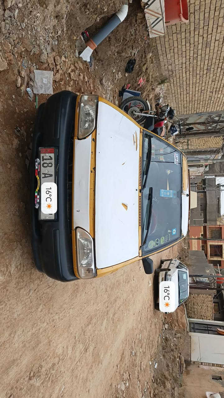 السلام عليكم سايبا 12 جاهزه من كلشي كير مكينه حداديه تخم تاير دوشمه سياره حلوه ومرتبه السياره ب اسمي رقم نكليزي بابل شاشه ترتيبات مفوله سياره تكلبهاا بيدك ترايهاا للبصره ب 30 وبيهاا مجال حك الجيه  ***********
