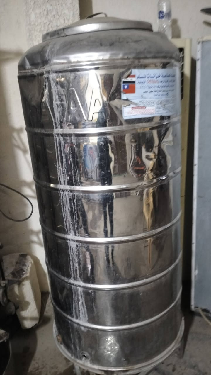 غراض مطعم مستعمله للبيع ***********
