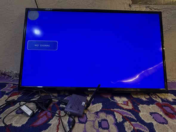 السلام عليكم 
تلفزيون حجم ٣٢ مع ستلايت انترنت 🛜 
اكو بالزاويه ضربه زغيره مماثره ع شاشه 
الشاشه شغاله ميه بالميه رايدهن كلهن ب ٦٠ وبي مجال تاخذهن ع فحص وبالعافيه العنوان نجف حي المكرمه الرقم بي واتساب للاتصال ***********
