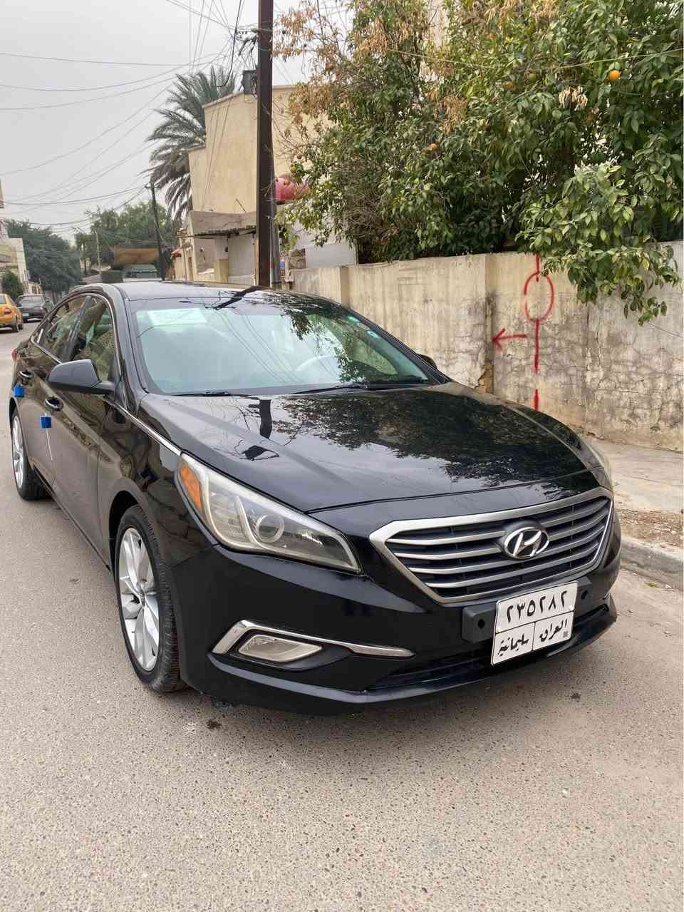 السلام عليكم عندي كيا سوناتا 2016 للبيع وارد امريكي حادث بسيط بدون دواخل صور الحادث مرفقة بالمنشور بيها قطعتين صبغ فقط رقم سليمانية بأسمي تريد تحويل تريد وكالة مواصفات 
1-شاشة جبيرة 
2-كامرة دوارة 
3-ويل كب 
4-اشاير بالمري 
5-ثلاث وضعيات قيادة 
6-مكينه 2400 
7-داخل لونين 
مكان السيارة بغداد الطوبجي للاستفسار الاتصال *********** رايدها ب 115 وبيها مجال بغداد, العراق
