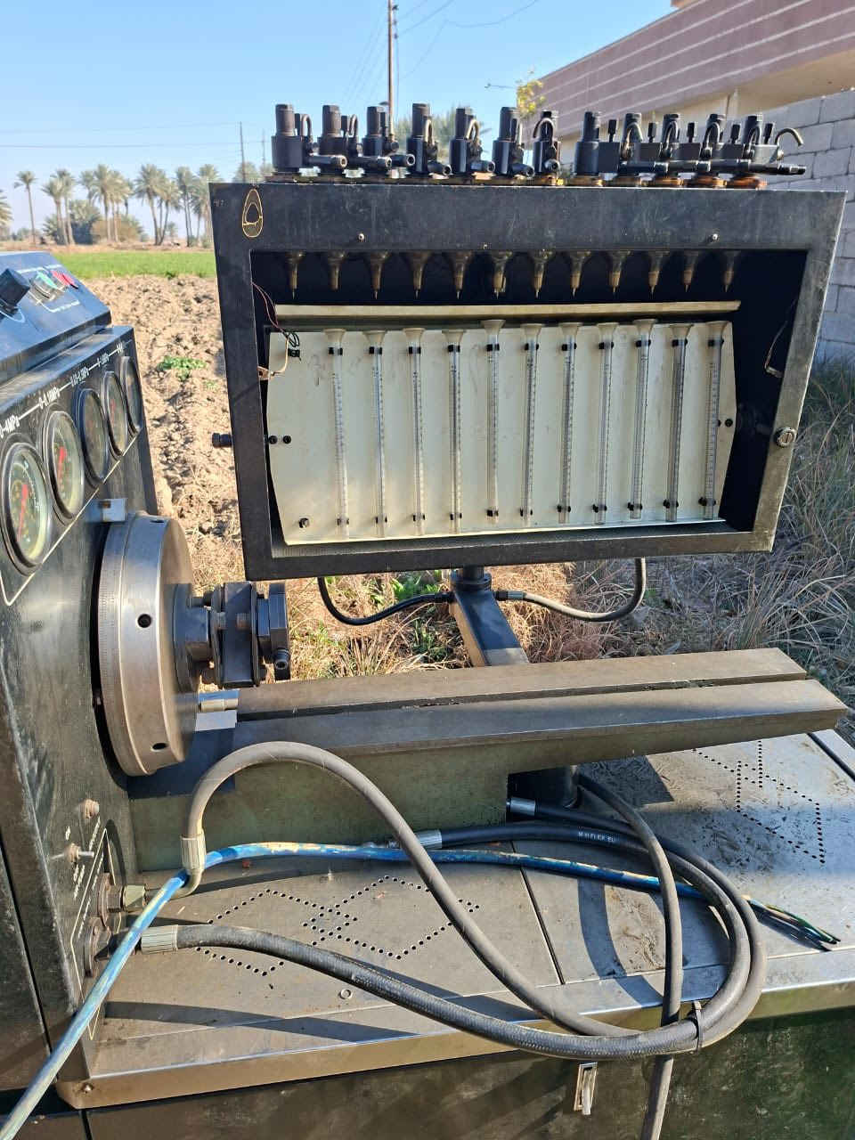 السلام عليكم جهاز تيستر للبيع السعر ٢٨ورقه وبي مجال***********
