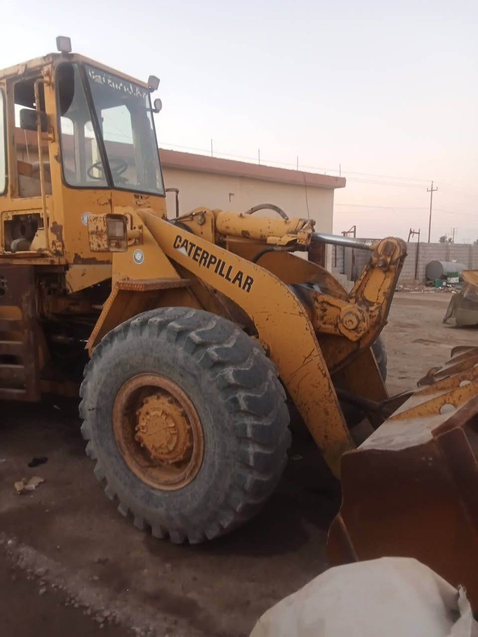 شفل كتربلر حجم 936للبيع بدون تحويل المكان ديالى للاستفسار الاتصال على الرقم ***********
