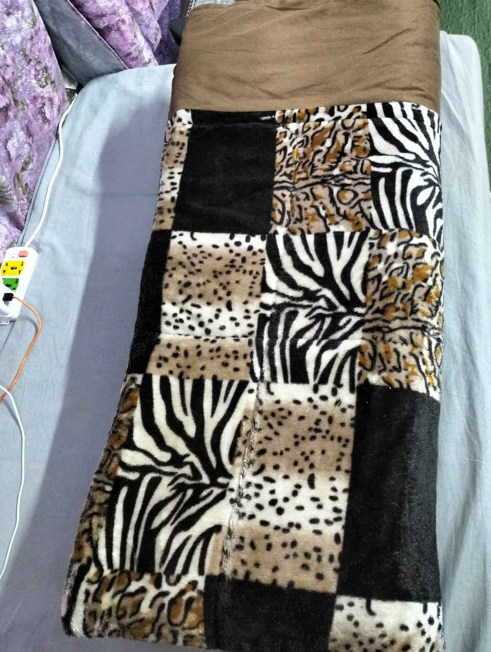 السَلٱمٌ عـَلـْيگمّ-ۈرحـْمّـٌة ٱللـّہ ﯙبُرگـّاتہ
للبيع لحف باله نظيفات بيهم نفرين وبو نفر مع كوشات اكبار جدا جدد بعدهم العنوان يم شارع حيفاا الشراي خاص


**إذا كنت صاحب هذا الإعلان وتريد حذفه لأي سبب، رجاءا أرسل رسالة إلى الدعم الفني**