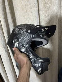 خوذة دراجة • اكسسوارات • للبيع