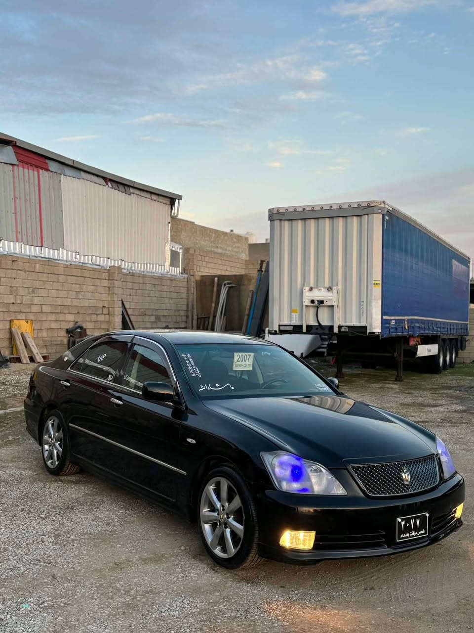 شاهينه 
موس 
مؤديل ٢٠٠٥
كامل مه سروف كراوه
٢بارچه بؤياخ ئه وربا
شاشه وكاميرا
٣دوگمه
تا يه ى تازه
٥٩$گه لا
شوين سليمانى
*********** السليمانية, العراق
