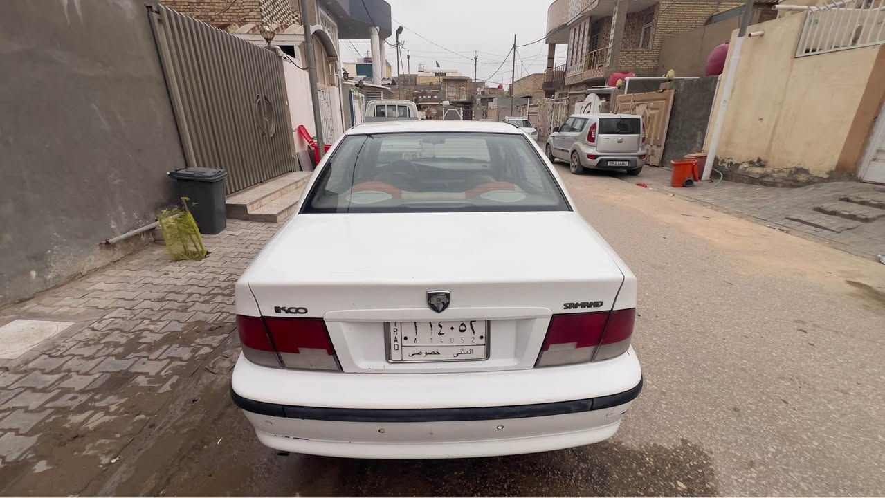 سمند موديل ٢٠١١ سيارة خير من الله ناقصها بس حدادية 
ضربتها جاملغ امامي فقط
سعرها ٣٨ وبيها مجال للشراي 
*********** واتساب النجف, العراق
