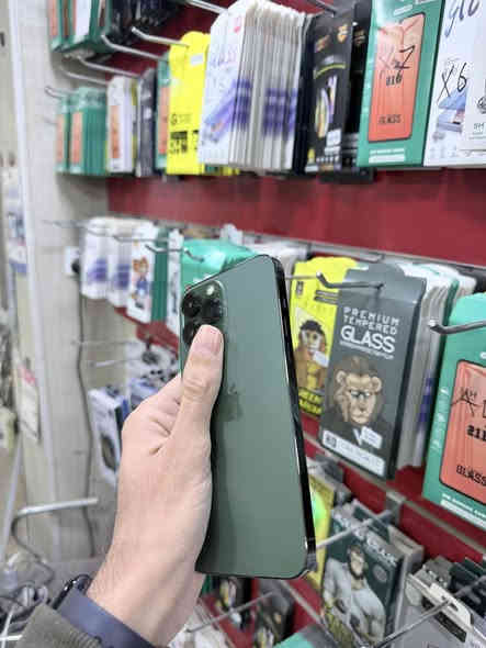 ئایفۆن ١٣ پڕۆ ماکس دوو سیم کارت
زاکیرەی ١٢٨ گێگا زۆر خاوێن بێ شوخت
ڕەنگی سەوز پاتری ٨٨ حقیقی نرخی ٤٧٠ دۆلار
ناونیشان :- هەولێر - قەڵاتی نوێ مۆبایلی هاوکار
ژمارە مۆبایل ***********
