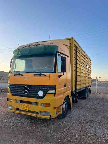 قارطره ومقطوره اكتروس موديل 2002 الحجم 1843 متواجد في معرض بغداد الحديث  العنوان الانبار الرمادي منطقه الشراع الخط السريع للتواصل ***********
***********
