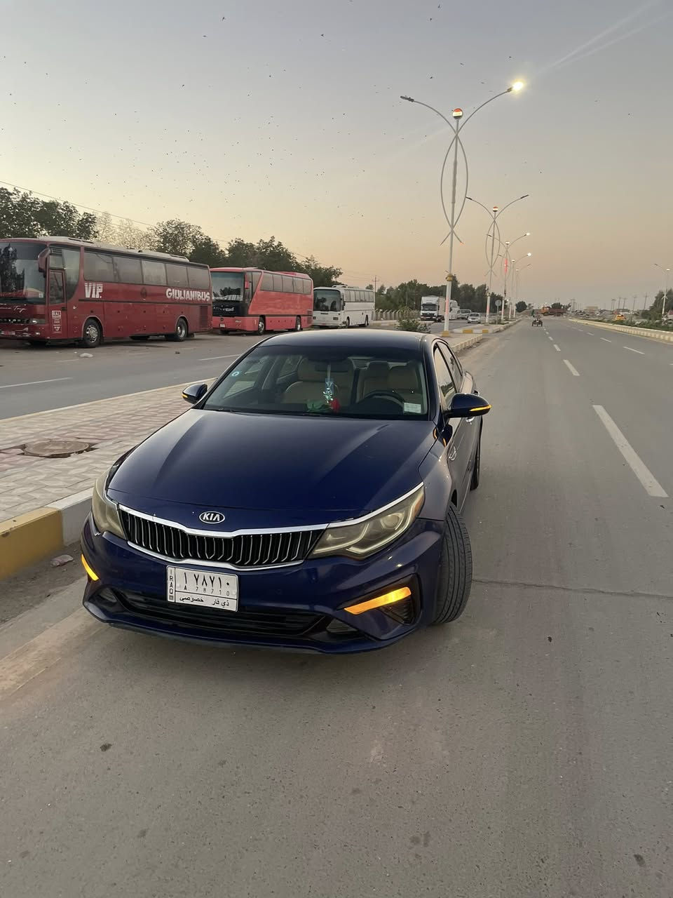 السلام عليكم
كيا اوبتما 2020  اللون نيلي رقم ذي قار 

واد امريكي 

مكينة 2400 gdi 

ماشية 67 ميل

حادثها بنيد تبديل صور الحادث على الخاص 

وبارد بالباب الخلفي جهة السائق اثرد دحجه بسيطه 

نظيفه السياره وتبديل دهن احسن نوعية 

السعر 138 المكان الناصرية 

رقم ***********
