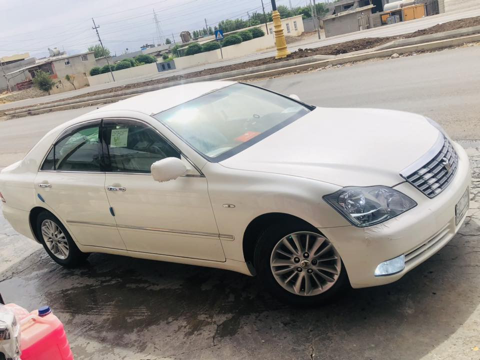 شاینەی موس ٢٠٠٥

٣دوگمە 

ناوزەرد

جوار تایەو ویلی تازە 

گئرو مەکینە بجوک 

١٢٨ڕۆشتوە 

بەس شوئن موسەکانی بۆیاخە 

یەک پارجەی ئەورپای هەیە

دینارئک مەسروفی نیە 

شوئن سەیدسادق

سعر ٦٥

***********
