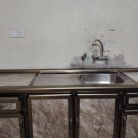 كاونترات للبيع السعر 210بيها مجال للاستفسار أتصل 07518320145