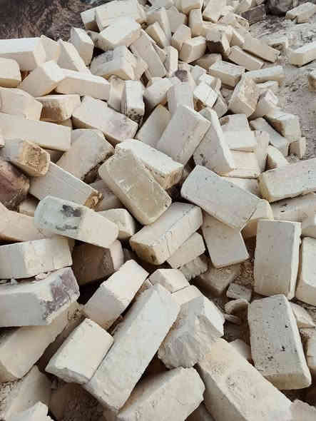 يوجد  #طابوق معامل العمارة***********  عدد 8000طابوقه #وزياده500 #ويوجد #تك 4000وزياده# 250 ويوجد كسر للبيع  اتصال  على الأرقام التاليه أو مراسله عل واتساب ***********
نوع بيرنه(الطيب-العماره)  
ونوع انجكتر. قوه ولون وعدد كامل وقالب واحد  للاستفسار ومعرفه السعر فقط
