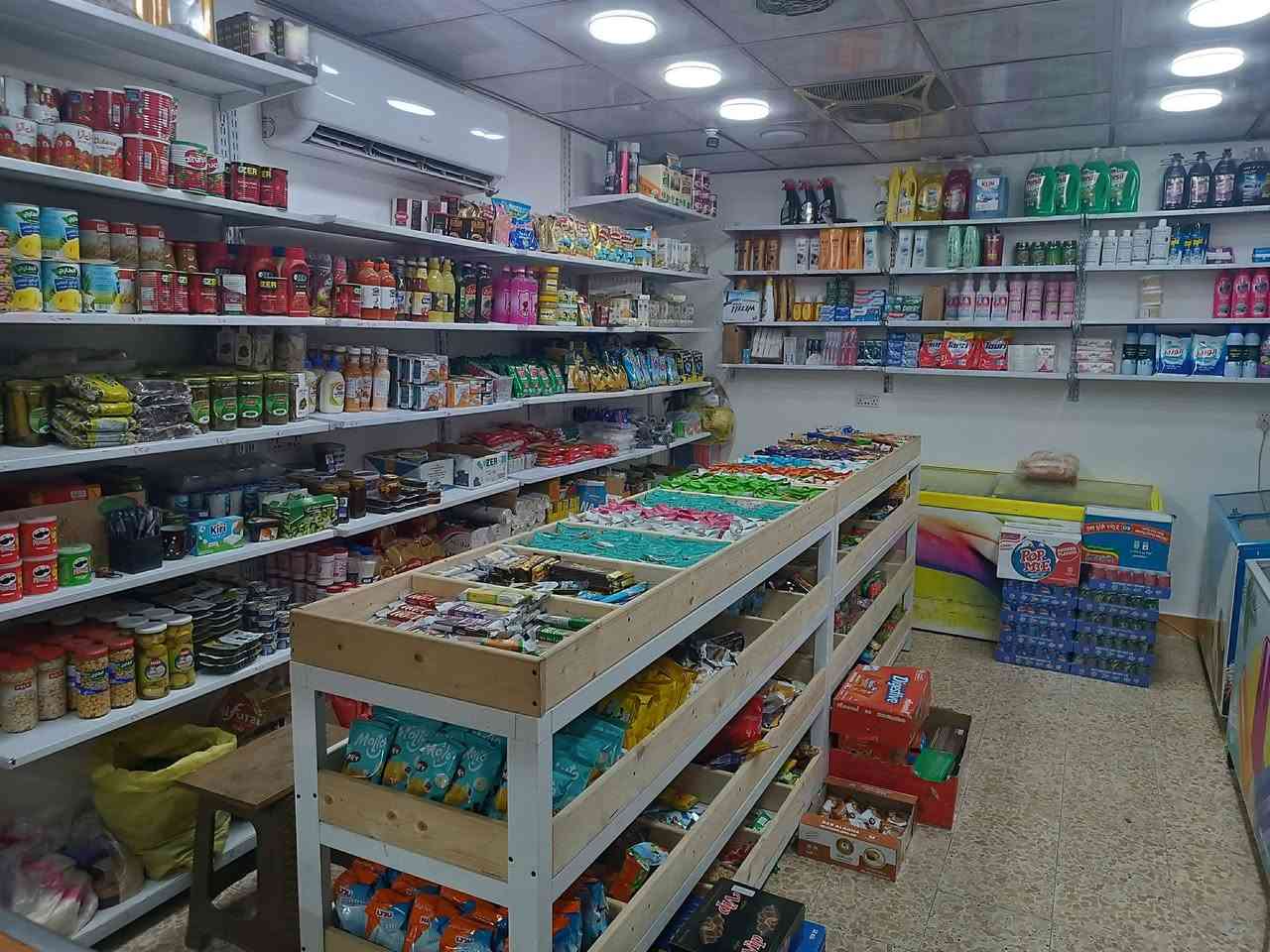 ‏‪+964 770 599 4937‬‏
مكلف بالنشر فقط 
السلام عليكم اسواق للبيع المكان بغداد الجديدة النعيرية مربع كعب تحتوي على ٤ برادات واحد منهم لشركة بيبسي و ٣ مجمدات واحد منهم لشركة ايس كريم وسبلت ٢ طن مع مبردة كونفيرة كبيرة الاسواق مجهزة بالكامل مثل ما موضح بالصور  سبب البيع عدم التفرغ للاسواق للاستفسار الاتصال على الرقم


**إذا كنت صاحب هذا الإعلان وتريد حذفه لأي سبب، رجاءا أرسل رسالة إلى الدعم الفني**