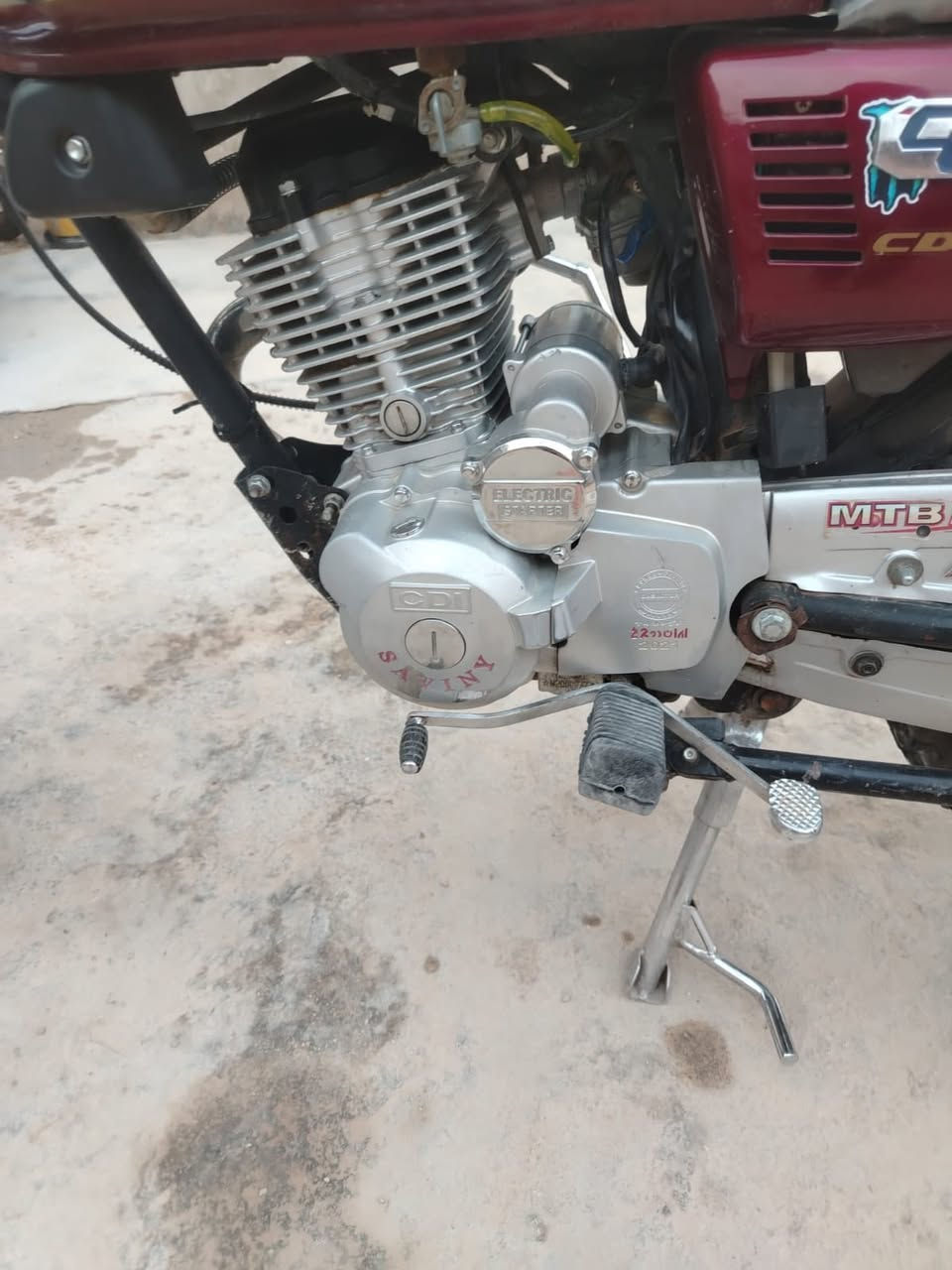 مكلف بنشر
للبيع ايراني موديل 21 محدث24 ماطور نضيف نشاط شلعه ومعدل محرك ما ممدود علي سبانه كهربائيات كلها شغالها التواصل على رقم ***********
