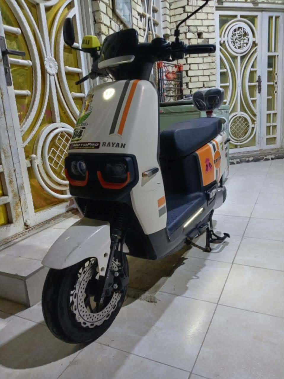 للبيع دراجة خير من الله
700وبيها مجال للشراي
***********
