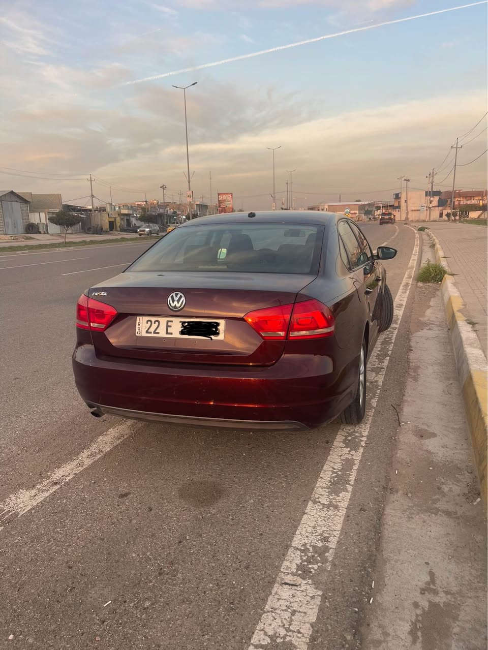 Passat 2013
رقم اربيل
هزه و سنوية جديد لحد 2030
كير و محرك بشرط
محرك 5 بستن مامفتوح
ماشي ١٤٧ الف كم
تبريد و تدفئة بشرط 
اطارات جديده 
بطاقة بانزين 
تحكم ستيرن 
شاشة كاميرا داشكام ..
سيارة بدون صبغ بس تقرير غركان 
مكان سيارة كركوك سعر 110$ بها مجال
*********** كركوك, العراق
