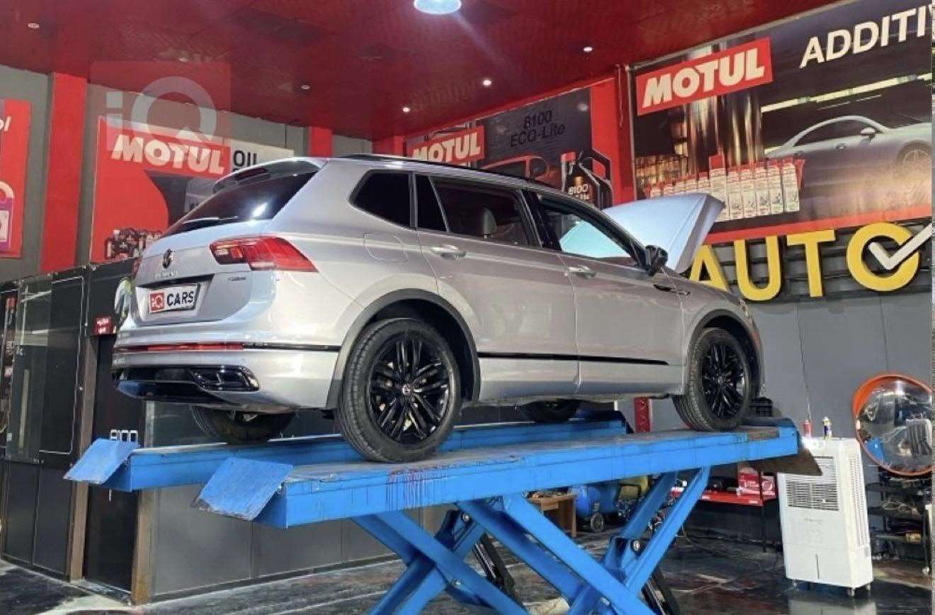 تيجوان Tiguan R-Line 22

سيارة 5 راكب فور ويل مرغوب
مواصفات معروفة ار لاين، مودات قيادة
رادارات توقف ذاتي امامي وخلفي،نقاط عمياء
صندوق كهربائي بانوراما وهواي غيرها

رقم اربيل سنويه وهزة جديده 

حادث باب خلف سائق
بجم امامي وخلف كبس

السعر 187$
بيع فقط بدون مراوس

فيسبوك غير متواجد
***********
موجود واتساب
عنوان بصرة
