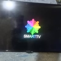 شاشة سمارت ٤٣ • فول اتش دي • استعمال قليل