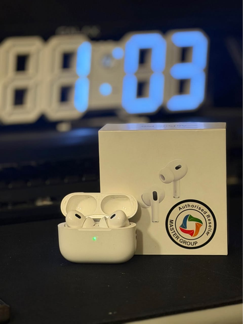 ‎ايربود برو 2 مستعمل للبيع 
ضمان ماستر اصلي مو باله‎ بغداد, العراق


**إذا كنت صاحب هذا الإعلان وتريد حذفه لأي سبب، رجاءا أرسل رسالة إلى الدعم الفني**