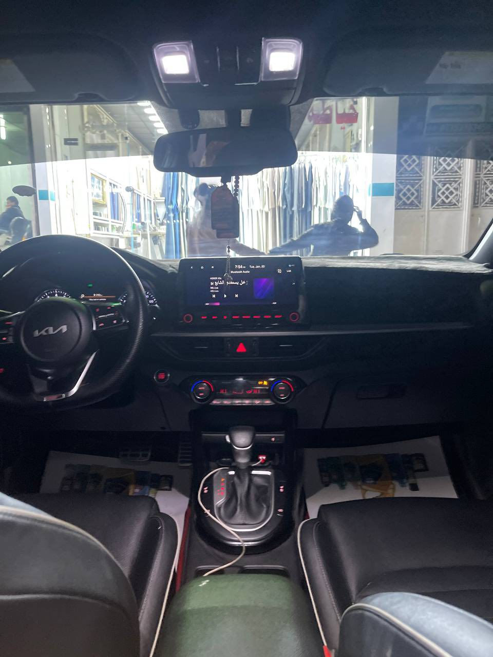 فورتي جيتي لاين مديل 23 وارد أمريكي محرك 2000دوش فول مواصفات اعلئ فئة فتحة سقف /تبريد قطعتين /كشنات جلد /تبريد و تدفئة كشنات /شاشة أكبر حجم /رادارات 360درجة /اشاير بل مري /ماشية 66الف /السيارة كلين حادث دعامية امامية فقط مكفولة كفالة عامة من الزلغ /السعر (190) وبيها مجال (***********)عنوان السيارة بغداد
