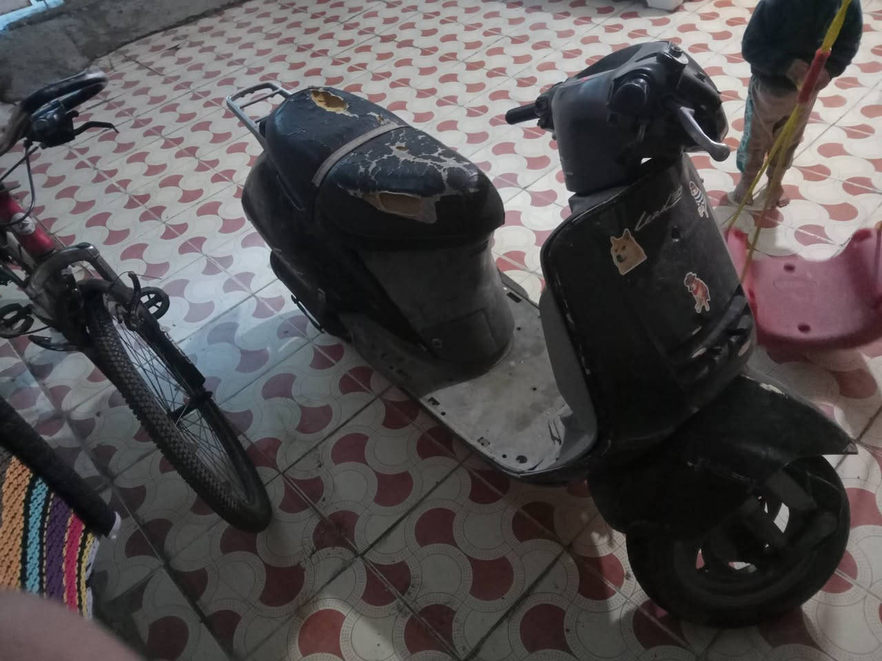 سلام عليكم اليدي ياباني كاملة هندر واحد وتطلع كهربات كاملة بس بيهة صوت بل كلاجات سعر 120 مجال


**إذا كنت صاحب هذا الإعلان وتريد حذفه لأي سبب، رجاءا أرسل رسالة إلى الدعم الفني**