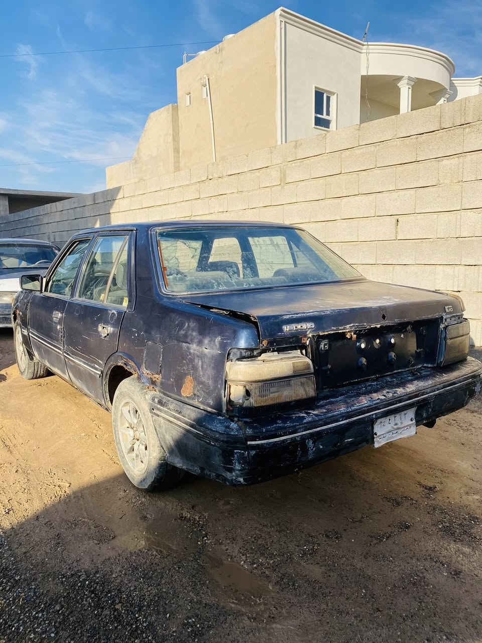 السلام عليكم للبيع كيا كبتل رقم صلاح الدين شرعي بالعلم سنويه خضره صدر منتهي كشر شوف العين السعر 650 للستفسار ***********
