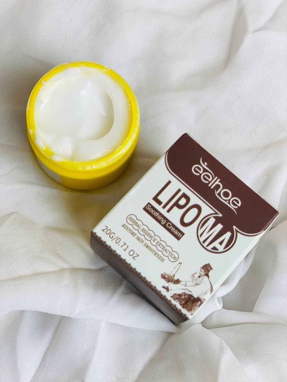 كريم إزالة الأورام الشحمية منFDTY eelhoe LIPOMA.   Soothing Cream HERBAL ESSENCE EXTRACTION) RESTORE SKIN SMOOTHNESS
✨ كريم طبيعي بالأعشاب لإزالة الأورام الشحمية الفوري، للتكتلات تحت الجلد وتجمعات الدهون المختلفة، ولتخفيف الألم.

✨إزالة الأورام الشحمية: يُفتت الدهون الزائدة ويُحفّز تكوين العقيدات تحت الجلد. بفضل هذا المنتج، يُمكنك إزالة الأورام الشحمية بفعالية ودون أي مضاعفات.

✨ كريم عميق التغلغل وسهل الامتصاص يُخفف الانزعاج. تركيبة طبيعية غير دهنية تُذيب الأورام الشحمية دون جراحة.

✨يُحسّن الدورة الدموية يُساعد على  التخلص من الأورام الشحمية في الأوردة عن طريق تعزيز الدورة الدموية وتقليل الضغط. كما يُمكنه تخفيف أعراض دوالي الأوردة وتحسين الدورة الدموية في النهاية.

✨ تأكد من أن المنطقة المُصابة نظيفة وجافة. ثم دلكي الكريم بلطف بيديك من مرتين إلى ثلاث مرات يوميًا للحصول على أفضل النتائج.
#الاصلي 💯✅ 
السعر 25الاف 
🚘يوجد خدمة توصيل لجميع محافظات العراق 5 الاف 🚘 بغداد, العراق


**إذا كنت صاحب هذا الإعلان وتريد حذفه لأي سبب، رجاءا أرسل رسالة إلى الدعم الفني**