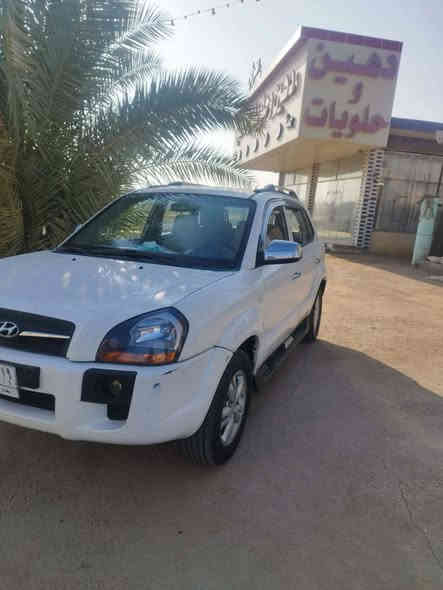 سلام عليكم توسان 2009 بدون صبغ بيها بارد والسونار مرفق مع الصور بلحقيقه احلا من الصور رقم بغداد الماني السنويه لغايه ٢٠٢٧السعر 120 وبيهه مجال قليل رقم الهاتف سيد حسين حامد الشريفي  ***********
