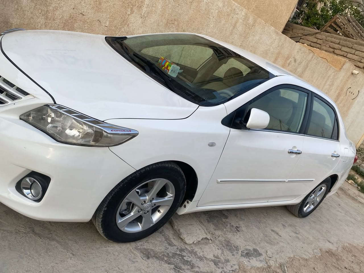 السلام عليكم 
كورلا XLi
سياره جديده 
تبريد شغال 
تدفئه شغال 
كير مكفول 
محرك مكفول 
صدر جديد كامل 
تايرات جديد 
باتري جديد 
ادامه كامله 
ماشيه 190
رقم سليمانيه 
السعر 125 بيها مجال بسيط 
***********الاتصال
