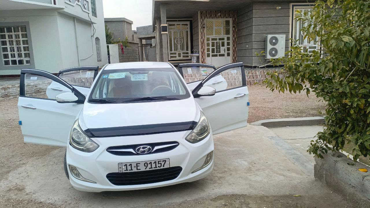 اكسنت 2013 باسمي
تبريد كير ميكنة كفالة
كاملة سيارة
ماشية 170 الف
كفالة من صبغ بيه بارد 
سعرها 99 وبيه مجال بسيط
‭0776 410 1527‬
