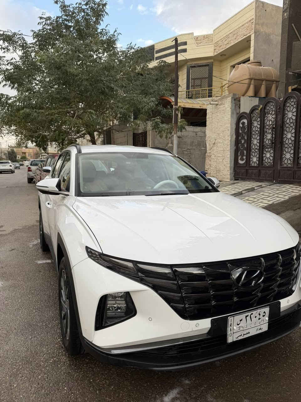 السلام عليكم توسان ٢٠٢٣  خليجي مكفوله من ضربه وًصبخ بيه بس تكحيل مكانين السعر ٢٠٥ و بيه مجال ***********
