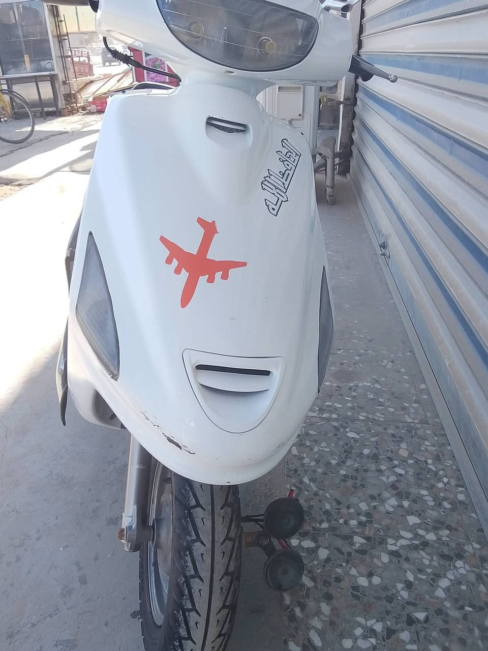 دراجه نوع فراشة حاويه
مكفوله كفاله عامه اي نقص مابيه 
العنوان بابل الهاشميه 
مامتواجد على الفيس الشراي يتصل 
***********
