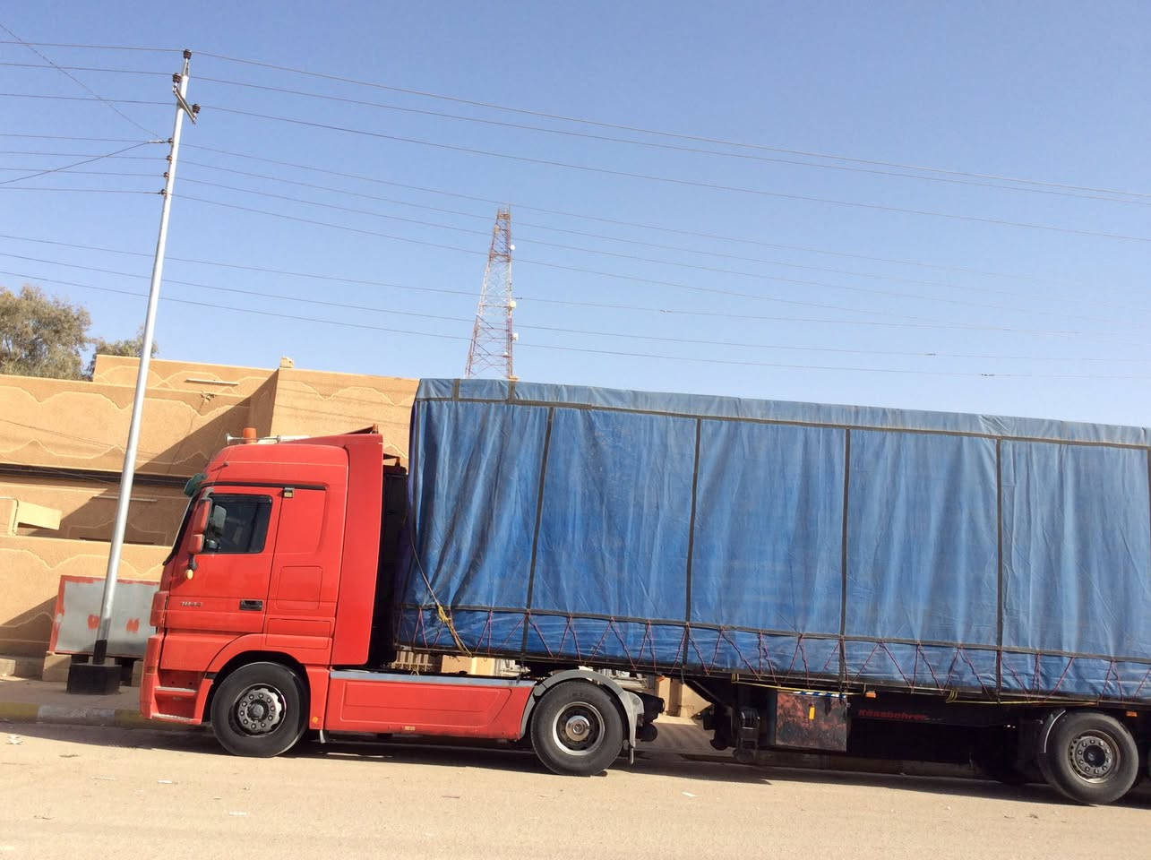 سلام عليكم تريله اكتروز 2004
مربوطه فلات +عربانه الاستفسار ***********
