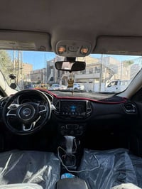 اخواني.جيب كومباس2019 للبيع ماشية تقريبآ 80 لون مميز سيارة نظيفة مال ب...