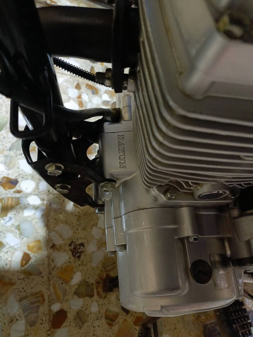 ديوان للبيع بدون اوراق موديل 20. سعر 600مكاني كربلاء اتصل ***********
