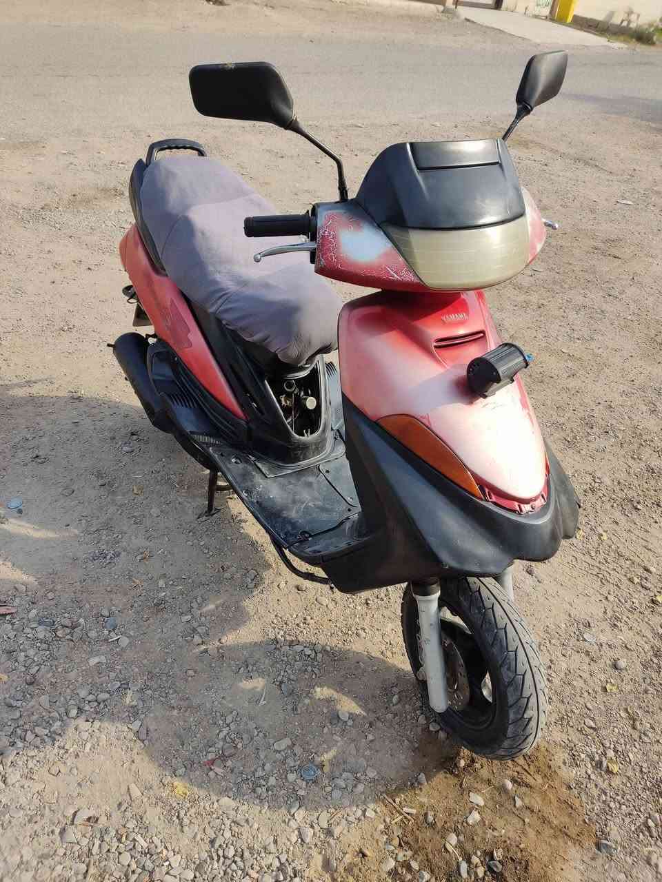 فراشة فضائي 
مكانه هبهب
***********
سعر 300
