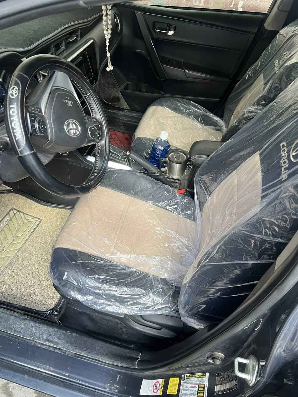 سلام عليكم سيارة كورلا للبيع سيارة  نص فول سيارة خير من الله موديل 19 مكفولة من شواصي لغد مكفولات السعر 154وبيهة مجال الرقم ***********
