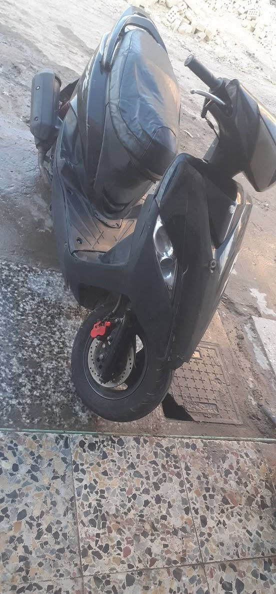 سلام
سلام 
سلام عليكم دراجه ثعلب سلف هندر كهرباته كله شغاله مكينه ناعمه شلع معدل دراجه كله مختم ختم واحد اورقها كامله مكاني غزاليه سعر300شراي يخابره ***********
