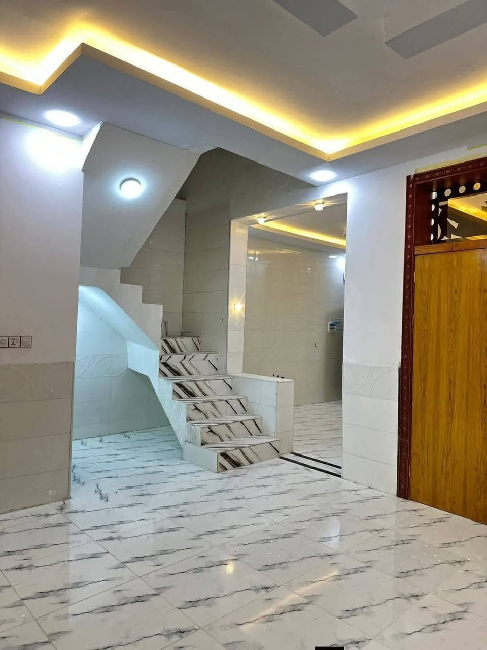 دار للبيع مساحه البيت 100م طابو زراعي بلنجف مقابل ملحق الغدير للاستفسار واتساب نتشرف 📞 *********** النجف, العراق
