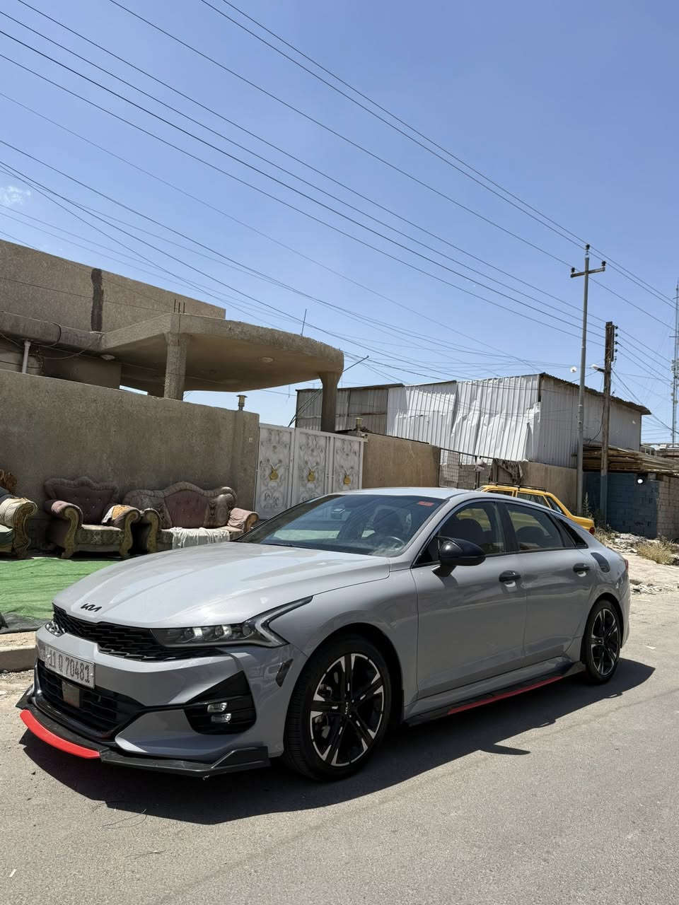 سلام عليكم
K5 2024 جي تي لاين 
ماشيه 39 الف كيلو 
حادثها خفيف جاملغ خلفي
مواصفات 
كشنات جلد رياضي احمر
لد متكامل داخل الغرفه 
بصمه دخول ذكي
كشنات تدفئه 
لايت امامي ذكي عالي وناصي Auto 
شاشه متصله حجم 12.3 
شحن هاتف لاسلكي 
ابل كار بلي اندرويد اوتو لاسلكي 
ستيرن رياضي حرف D
هاند بريك بصمه
تشغيل عن بعد 
مثبت سرعه 
نضام ABS
مانع انزلاق حساس أطارات 
اطارات تخم جديد
بك لايت ليد
كامره 
شاشه اعطال 
رادارات جانبيه 
رادار امامي وخلفي
مراقبة النقطة العمياء
رادار الخطوط البيضاء 
اشاير بالمري 
كشنات جلد ماروني
مقعد امامي كهرباء 
نضام قياده أيكو + سبورت +سمارت +نورمال
بلوتوث + aux + usb + type-c 
فول تحكم ستيرن
كير أوتو + عادي
اوتو بريك  
‏ ‏الخريطة
توقف ذاتي عند الرجوع
صندوك بصمه
‏AUTO HOLD
نظام الملاحة
مصابيح خلفية LED
مصابيح ضباب LED
السياره وارد امريكي 
خاليه من اي نقص
سياقه ذاتيه 
رقم شاصيها 5xxg64j23rg253362
السياره عليها اضافات رياضيه
سكوبات ولحايه اماميه ودوسات ومري 
***********
السياره بأسمي عنواني بغداد البنوك
السعر 220
