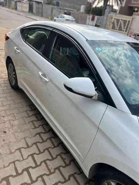 النترا   كلش نضيفه بسعر مناسب جدا  مستعجله علبيع 2019  حادثها امامي  
مكينه الفين دوش  السيارة بسمي تحويل ثاني يوم من كلشي مابيها اي نقص سعر 120 بيها مجال ***********
