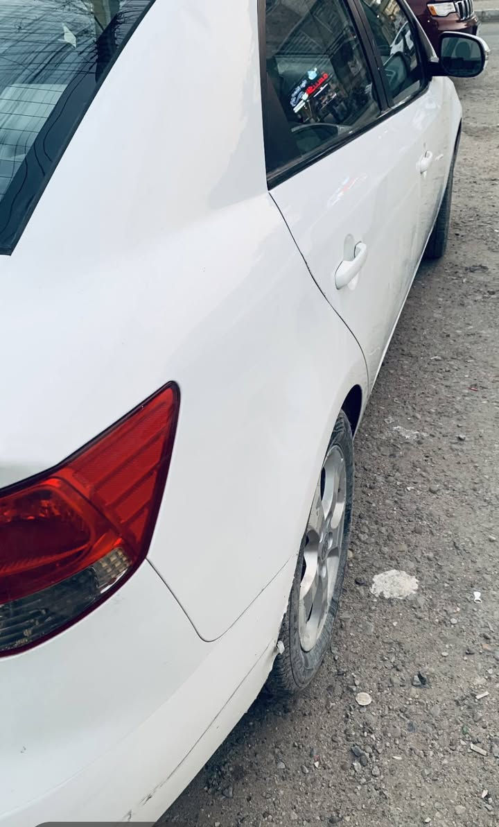 السلام عليكم
سيراتو 11خليجي للبيع 
رقم شمالي سليمانيه
السنويه بااسمي
ماشيه 270 وقابل للزايده 
*********** بغداد / البنوك 
السعر ب90
